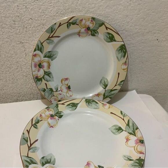 FAIRFIELD Fine China  DOGWOOD 4 dinner plates Floral Gold Rim 10.5” G21 - Picture 5 of 6